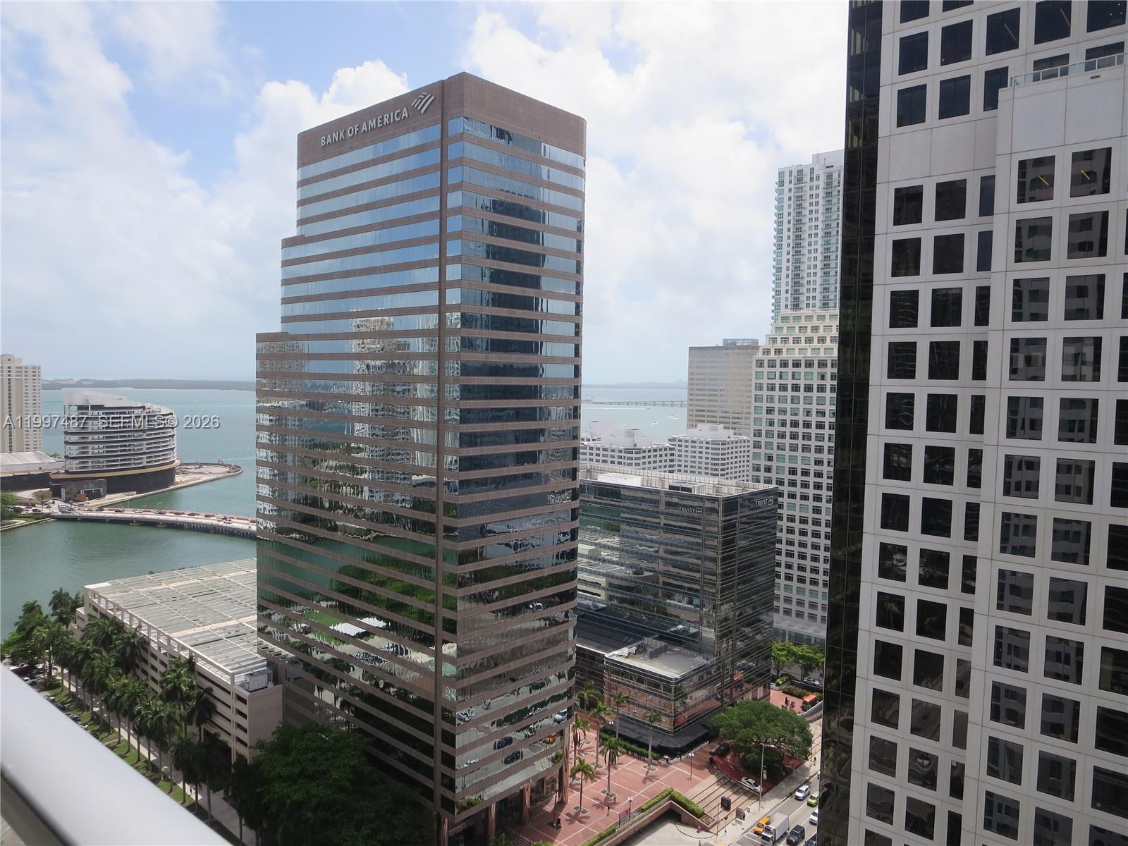 500 BRICKELL EAST CONDO - Residential Lease