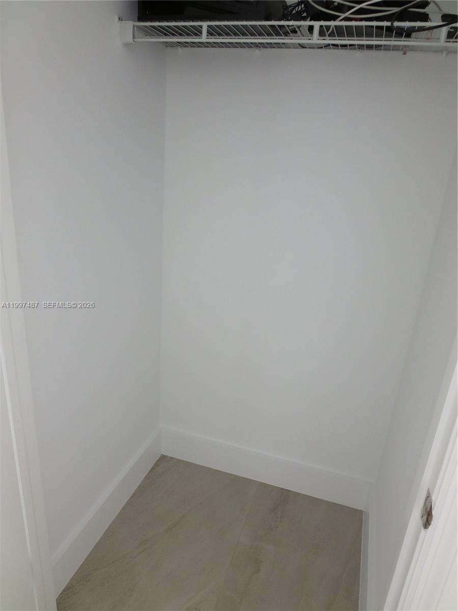 500 BRICKELL EAST CONDO - Residential Lease