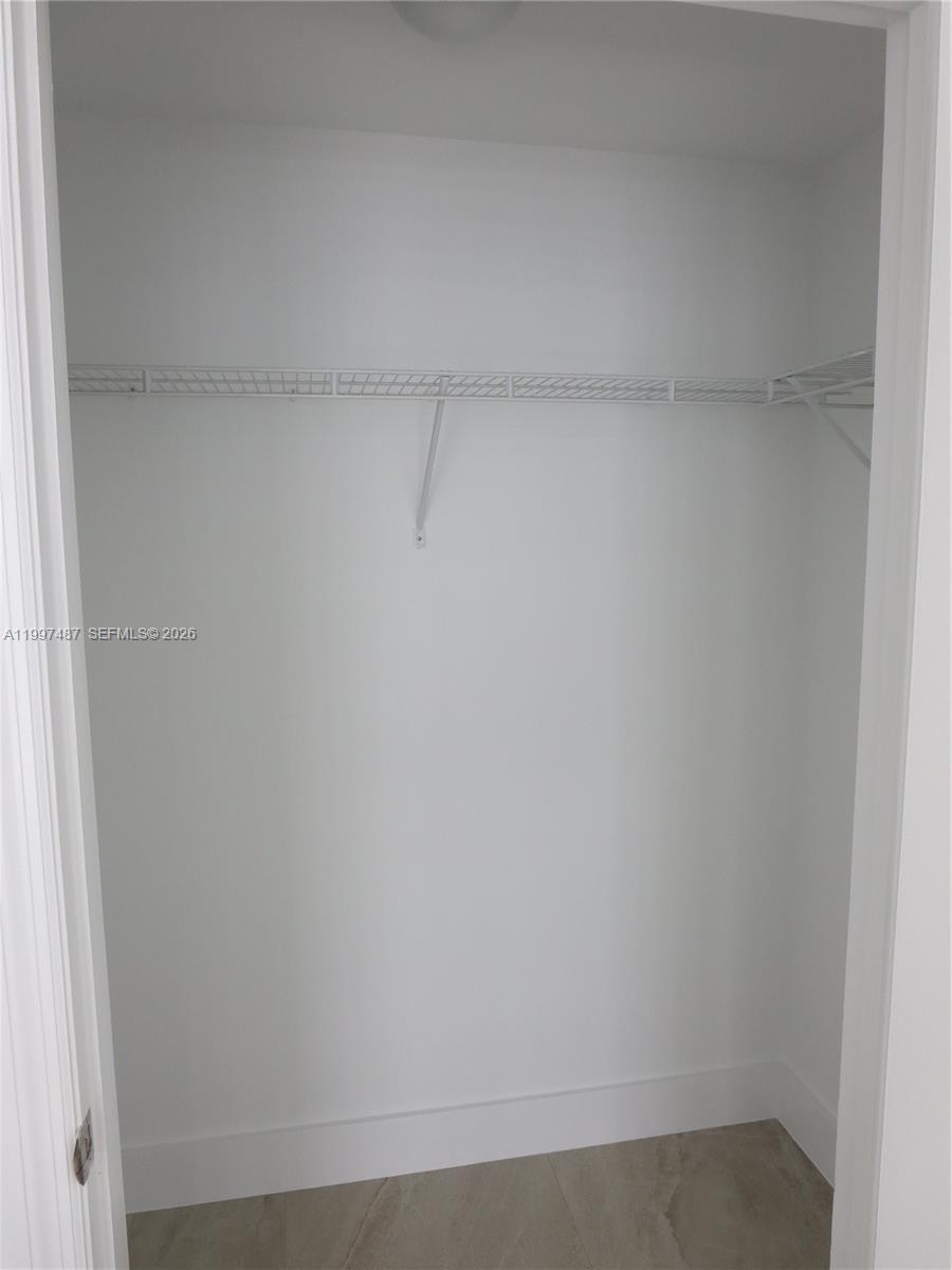 500 BRICKELL EAST CONDO - Residential Lease