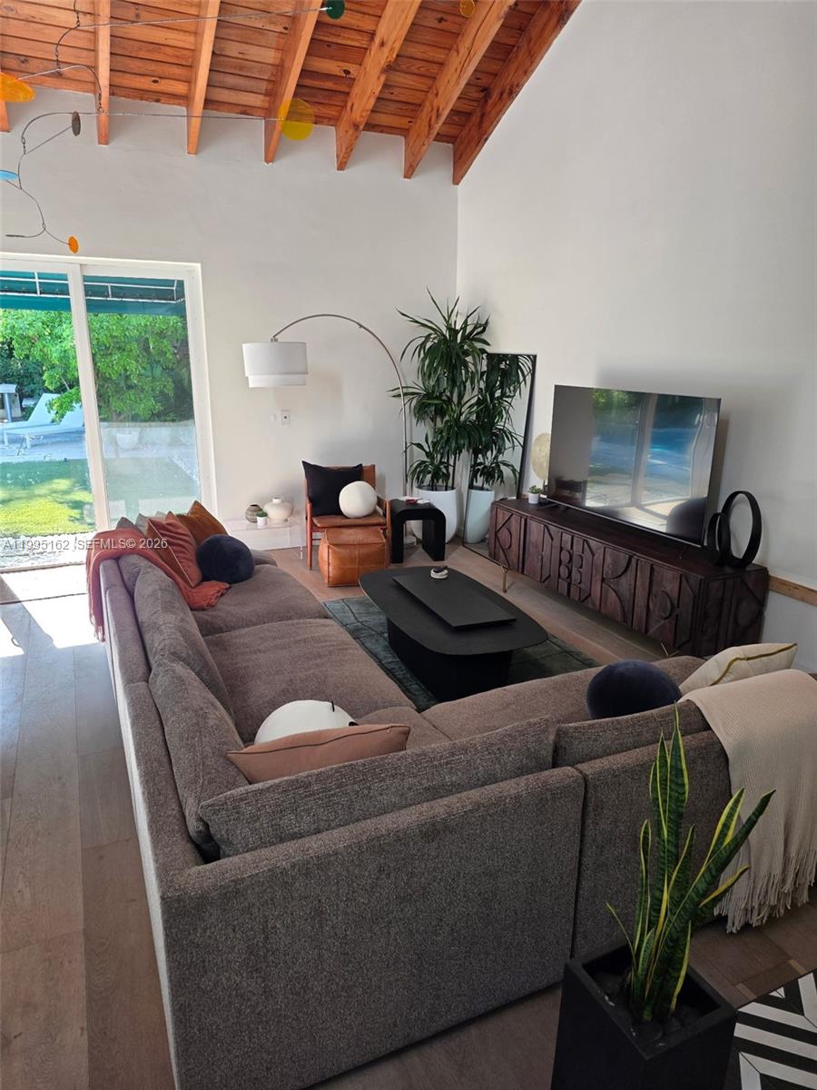 RHODES AMD NEW BISC - Residential Lease