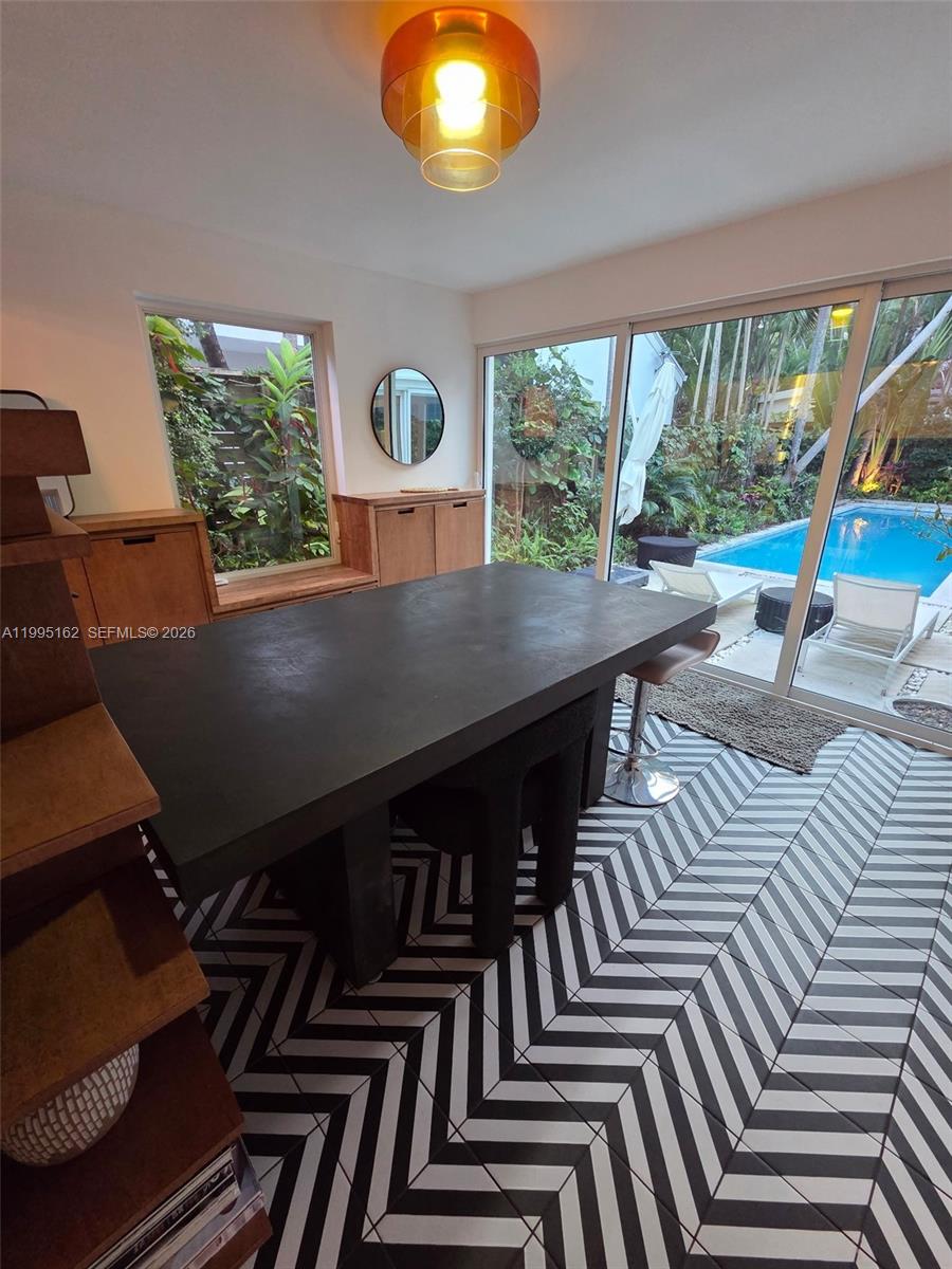 RHODES AMD NEW BISC - Residential Lease