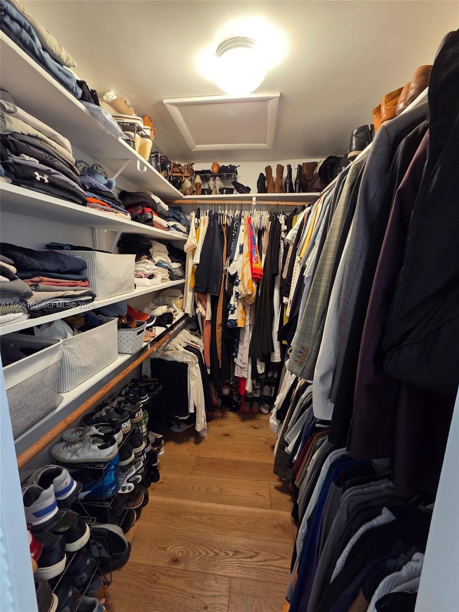 RHODES AMD NEW BISC - Residential Lease