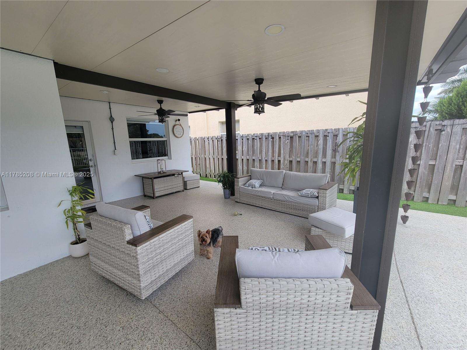 ATLANTIS AT OASIS - Residential