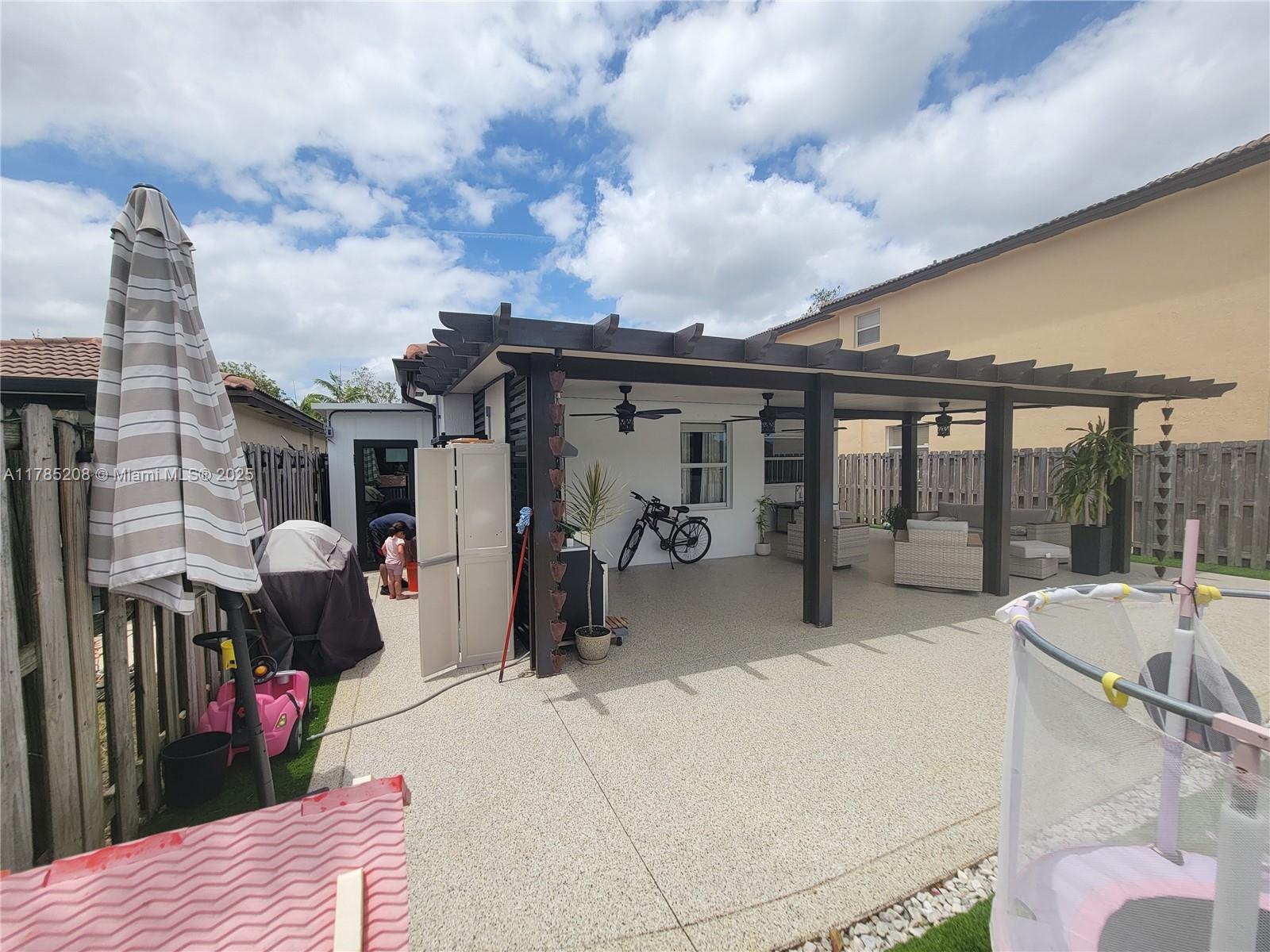 ATLANTIS AT OASIS - Residential