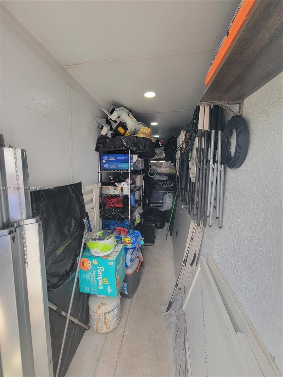 ATLANTIS AT OASIS - Residential