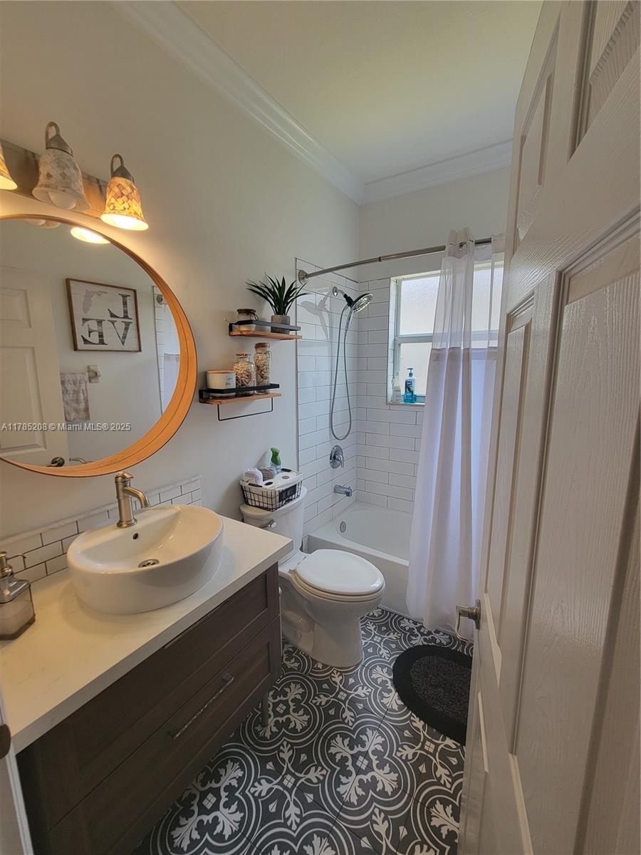 ATLANTIS AT OASIS - Residential