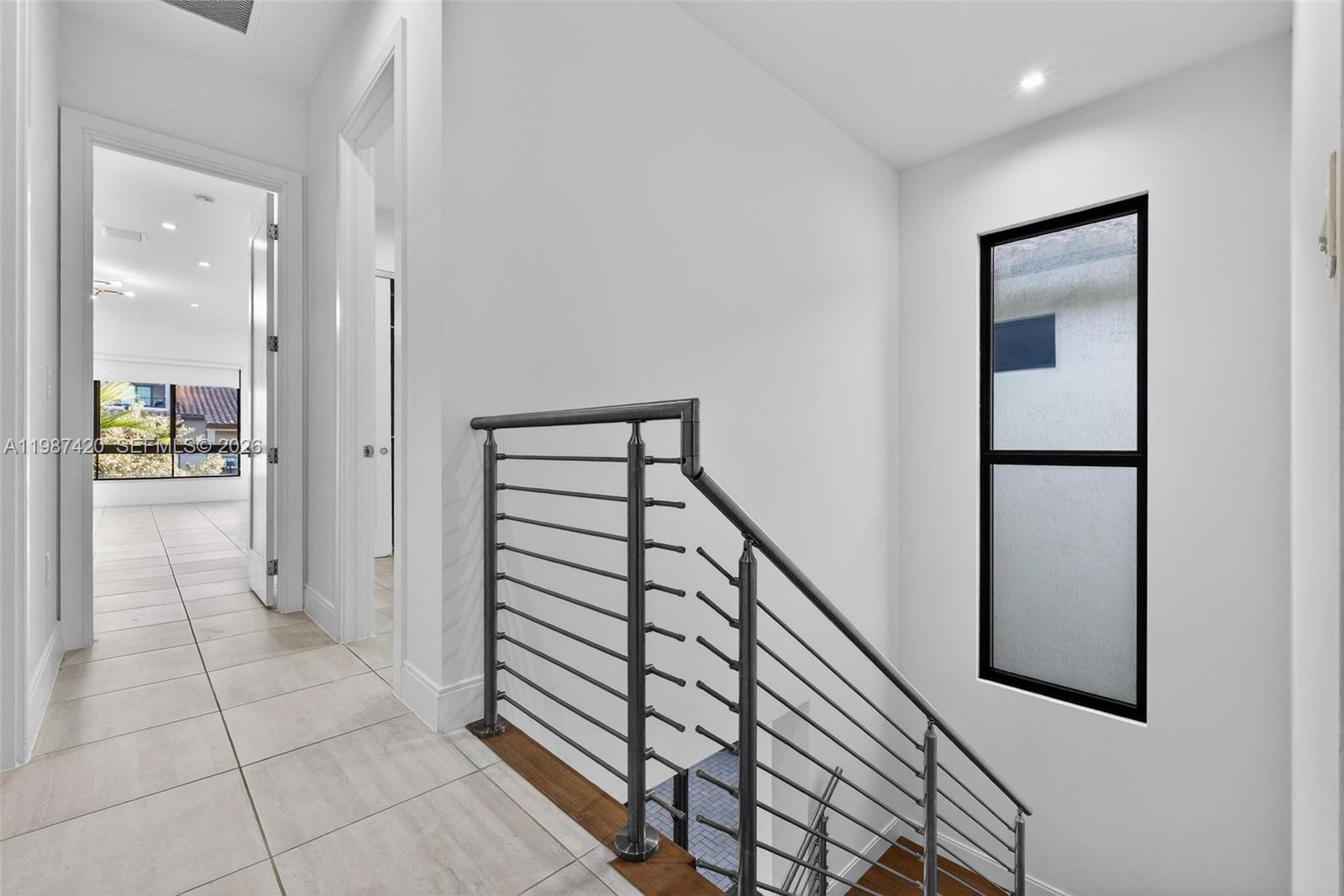 DOWNTOWN DORAL SOUTH PHAS - Residential