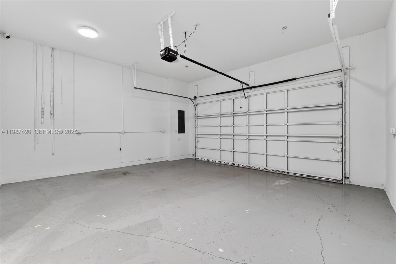 DOWNTOWN DORAL SOUTH PHAS - Residential