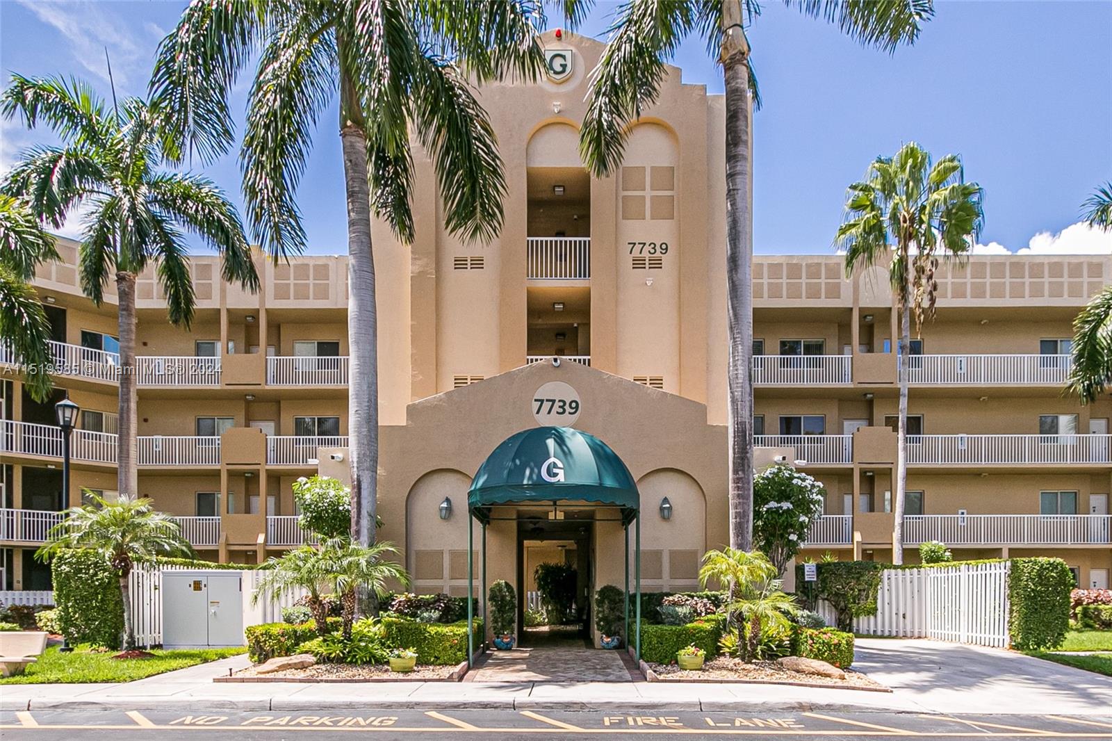 THIS IS THE ONE! Turnkey, pristine unit with gorgeous long lake views. BRAND NEW A/C & water heater. Beautiful white kitchen, SS appliances, quartz counters. Plantation shutters. Fabulous updated guest bathroom. Laminate floors in both bedrooms. 2 closets in primary (1 is walk-in) with built-ins. Walk-in closet in guest bedroom. Crown molding throughout. IMPACT windows and doors, plus balcony impact sliding windows. Solar remote shades on balcony to protect from sun. Breakfast room and dining room chandeliers do not convey. Walk to Southampton Clubhouse with pool, card room & exercise room. Amazing 1000 seat theater. Kings Point clubhouse offers indoor heated pool, over 60 clubs, pickleball, billiards and lots more! 55+ community. 20% down required. No leasing.
