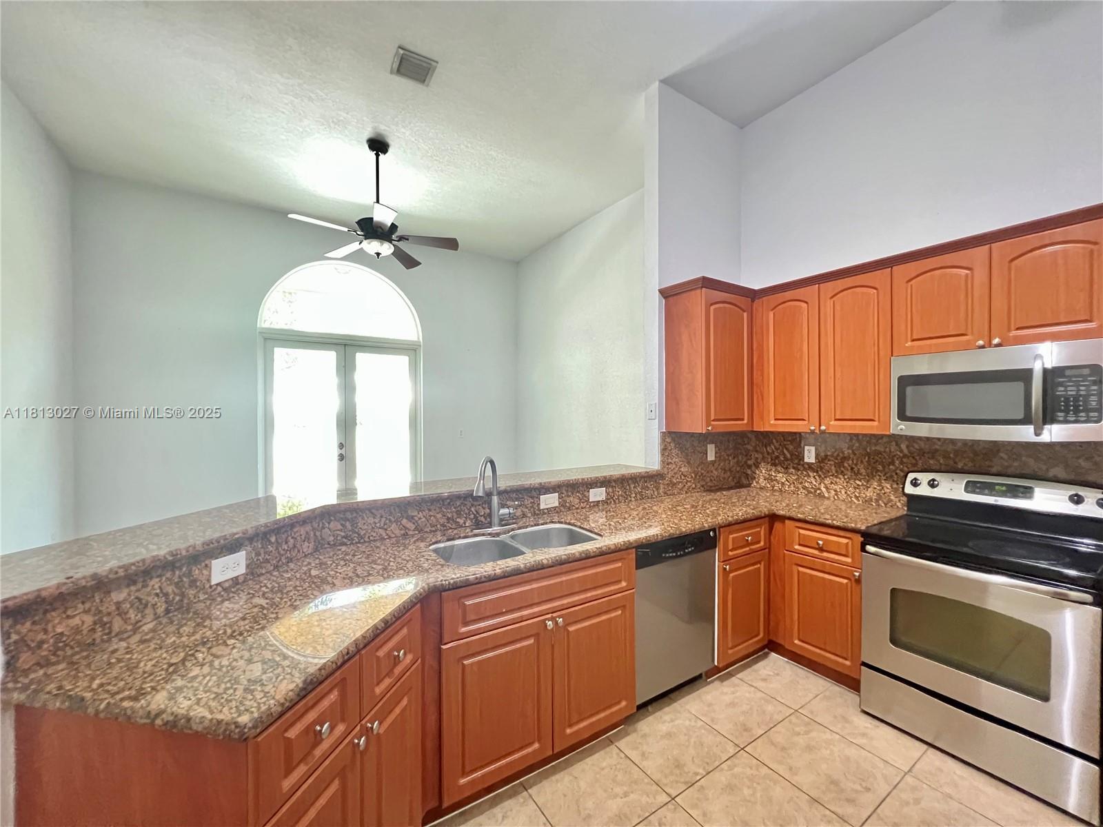 KARENERO FALLS - Residential Lease