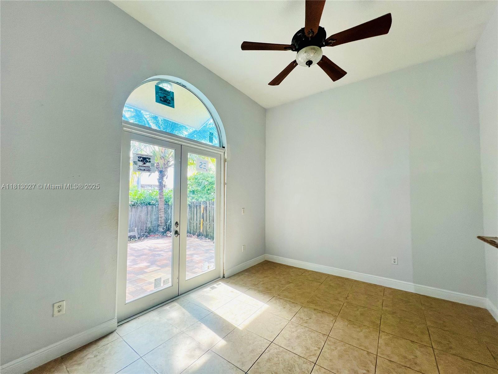 KARENERO FALLS - Residential Lease