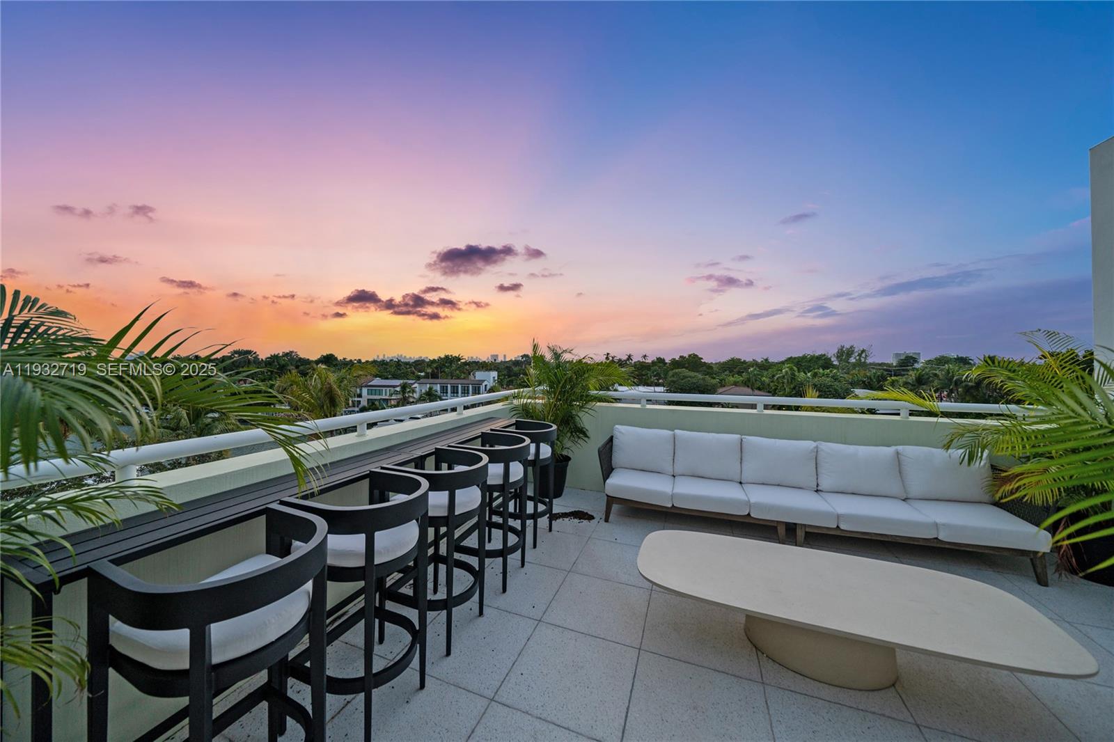 AQUA AT ALLISON ISLAND - Residential