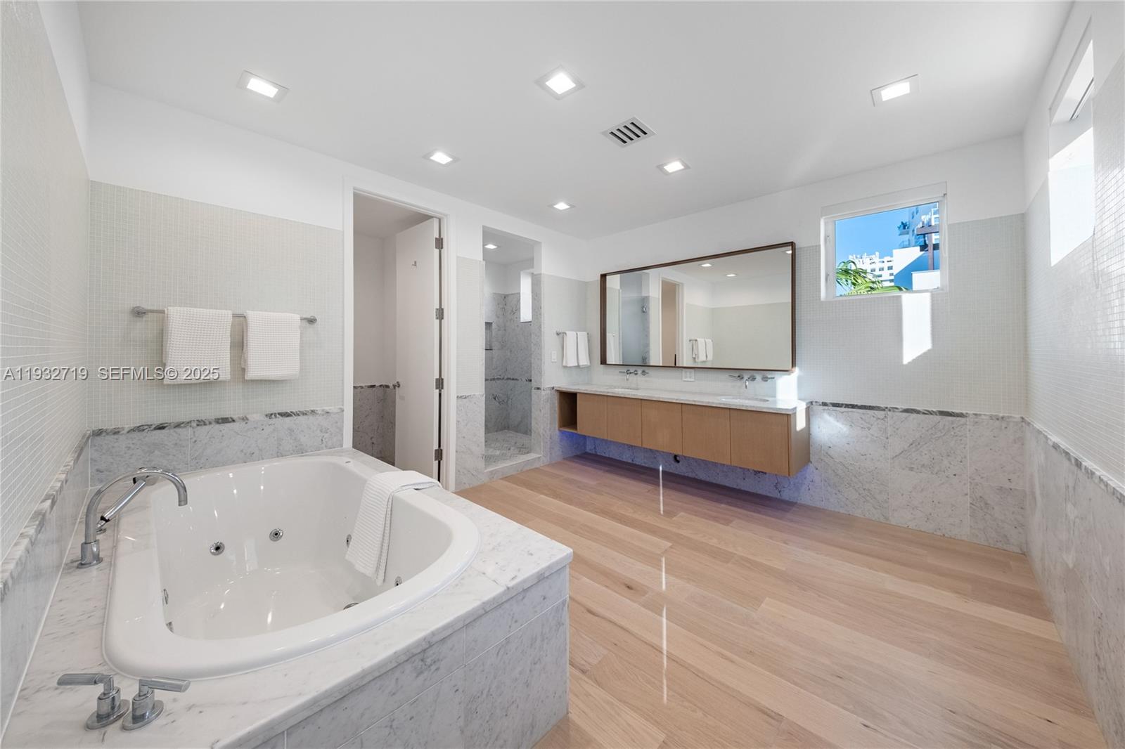 AQUA AT ALLISON ISLAND - Residential