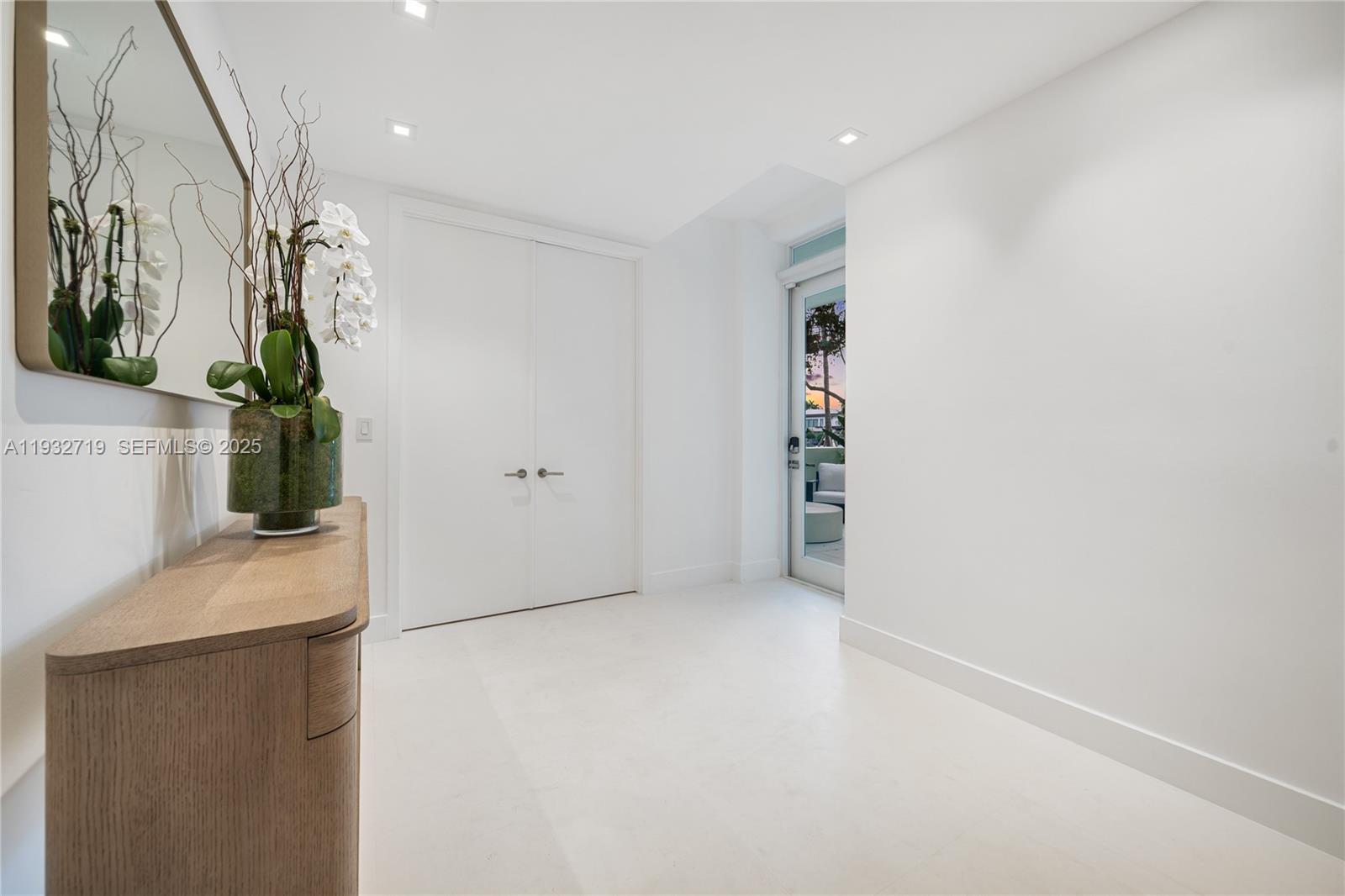 AQUA AT ALLISON ISLAND - Residential