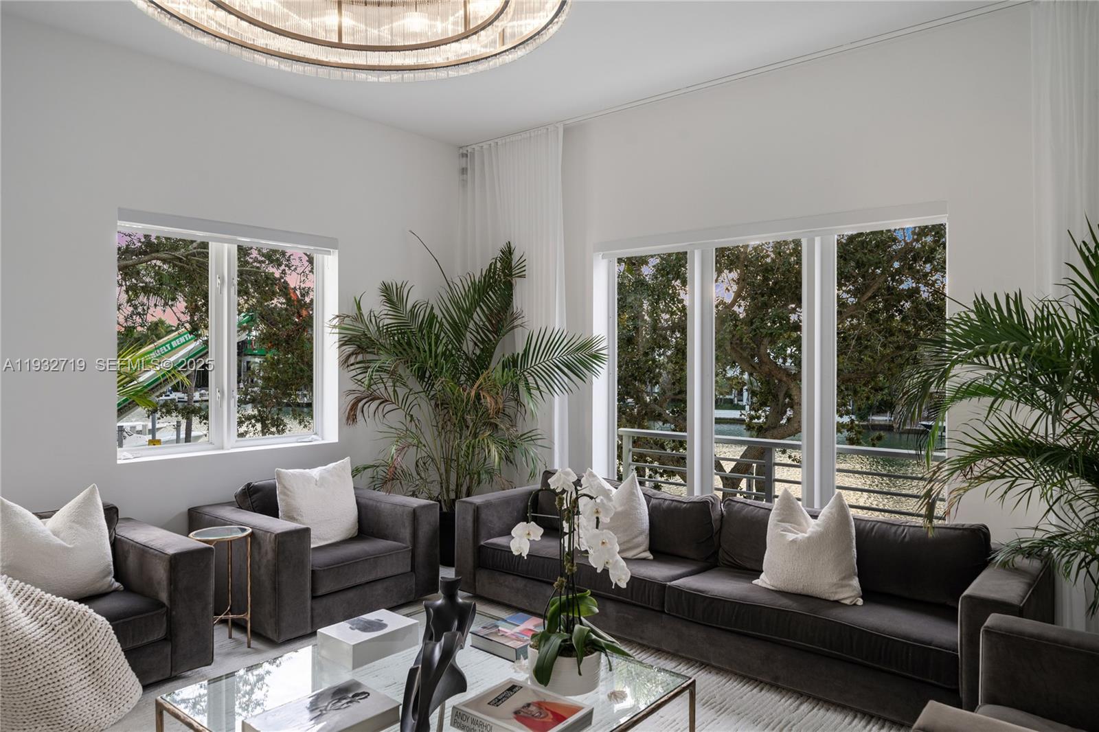 AQUA AT ALLISON ISLAND - Residential