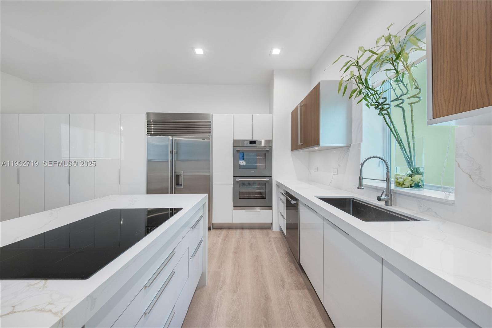 AQUA AT ALLISON ISLAND - Residential