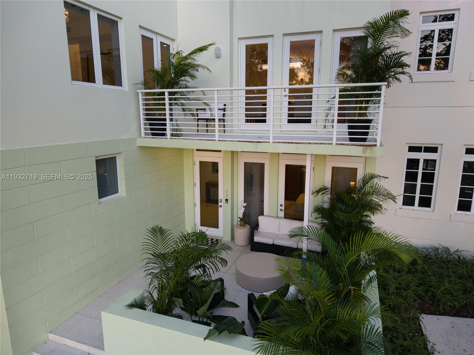 AQUA AT ALLISON ISLAND - Residential