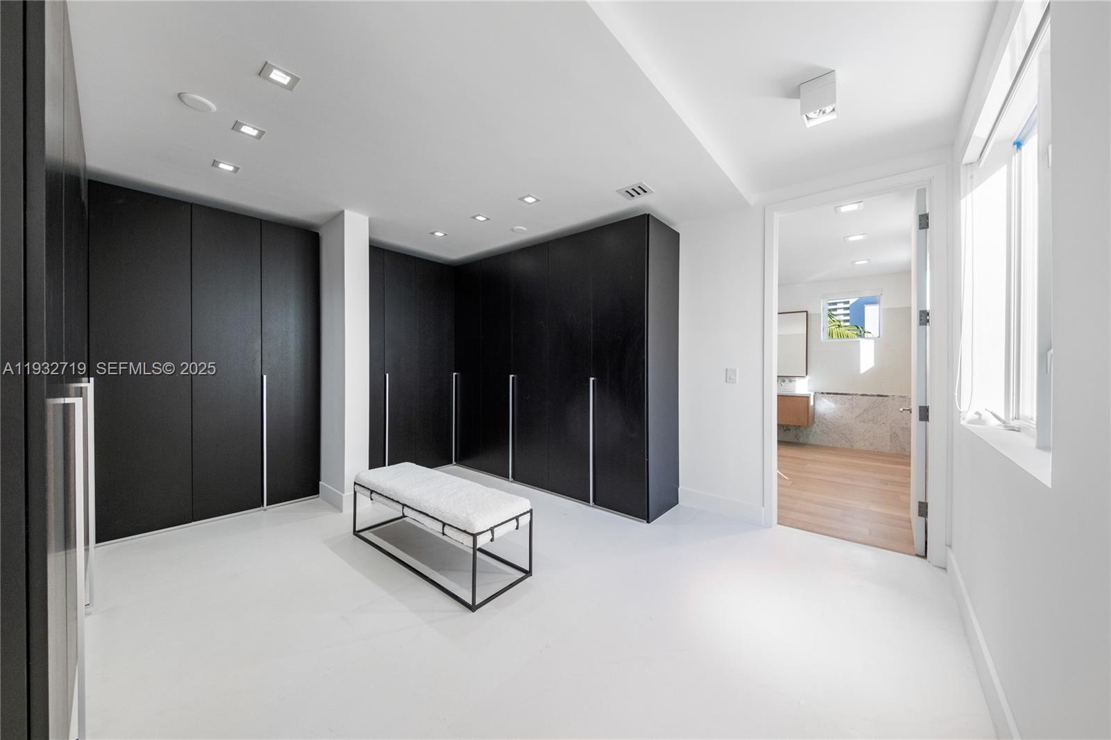 AQUA AT ALLISON ISLAND - Residential