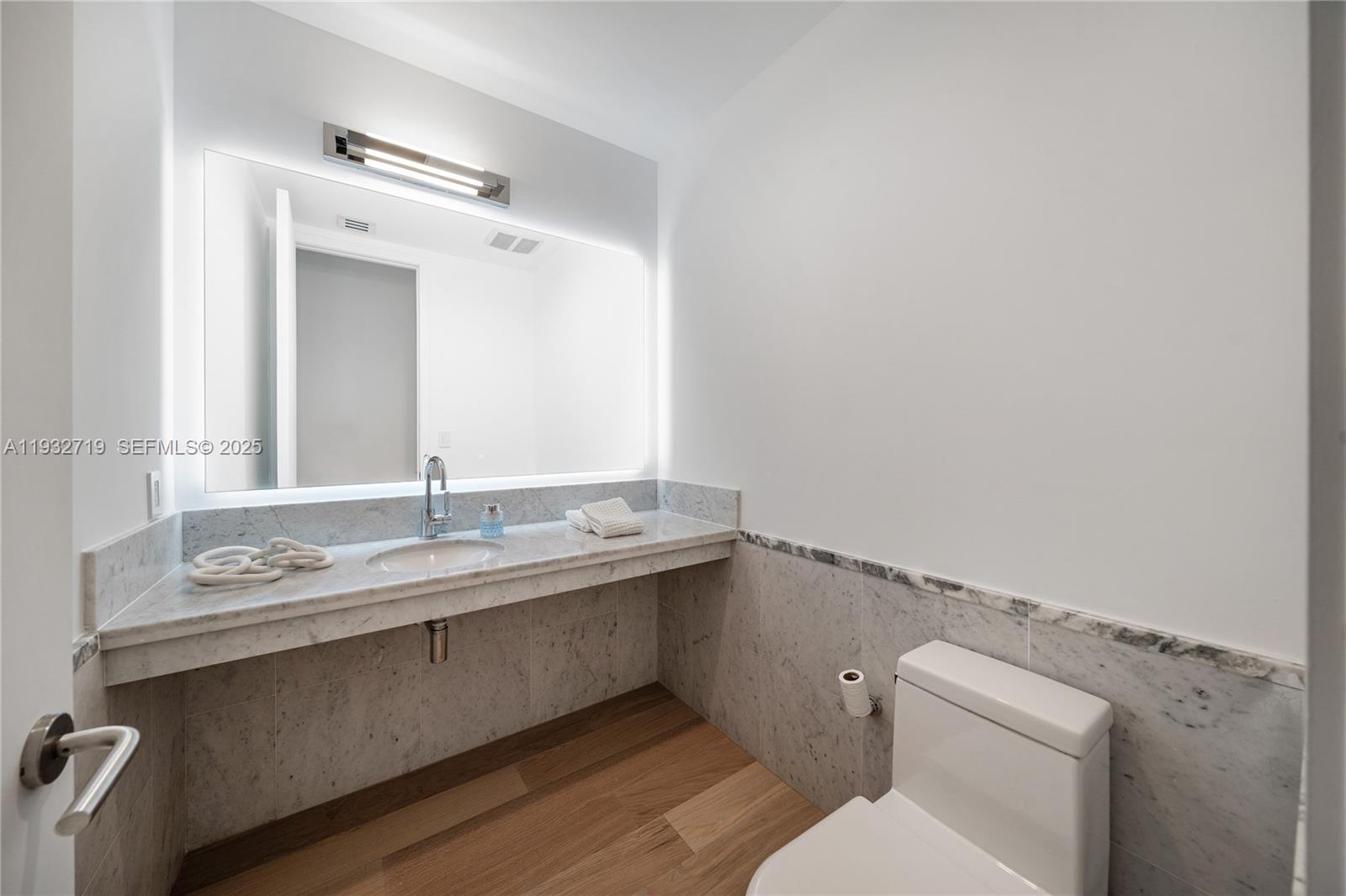 AQUA AT ALLISON ISLAND - Residential