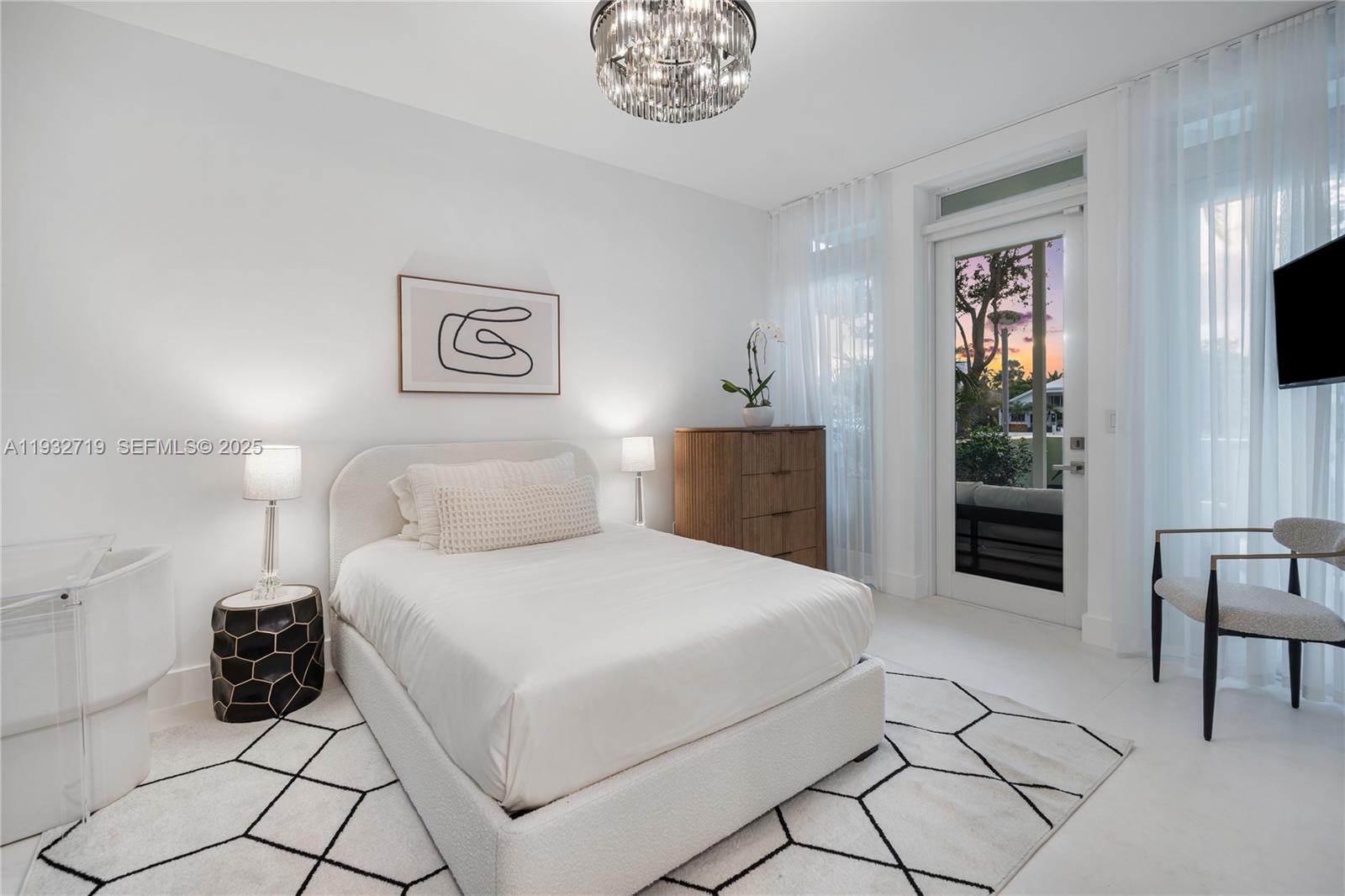 AQUA AT ALLISON ISLAND - Residential