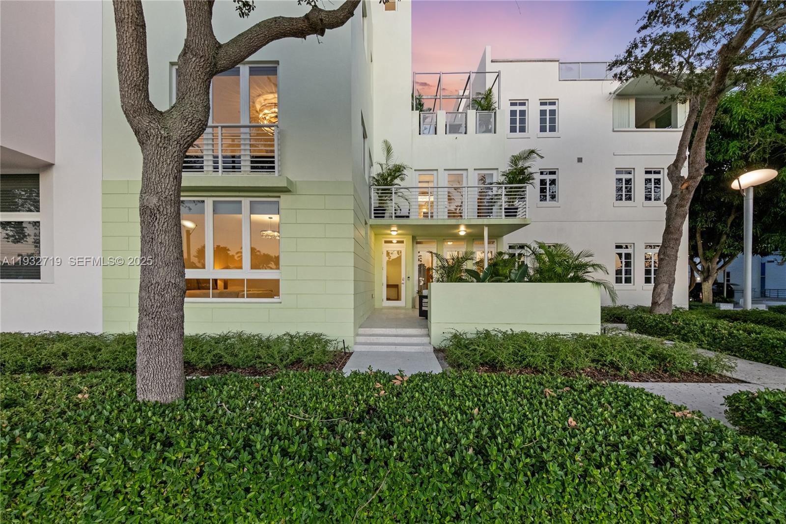 AQUA AT ALLISON ISLAND - Residential