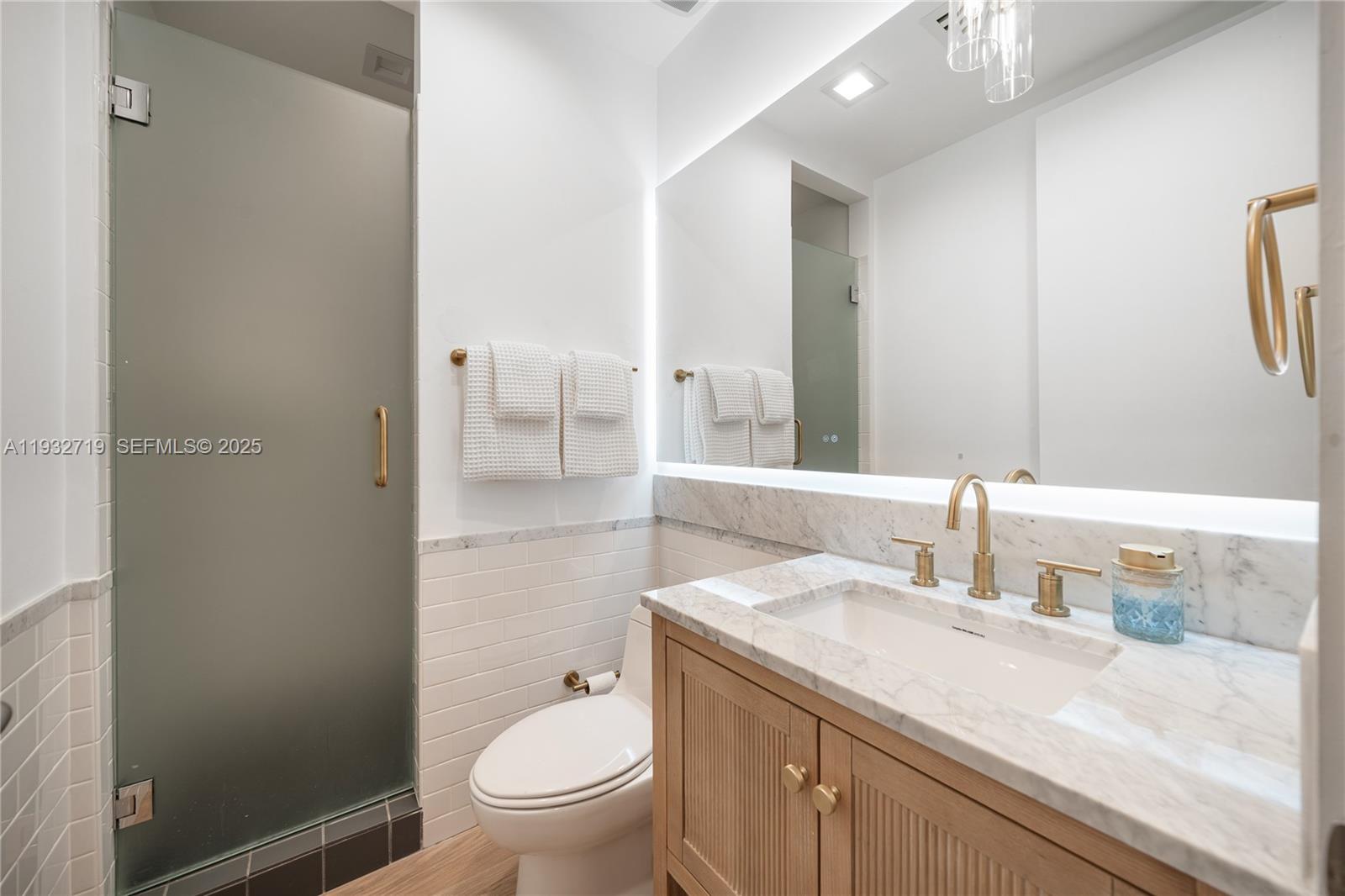 AQUA AT ALLISON ISLAND - Residential