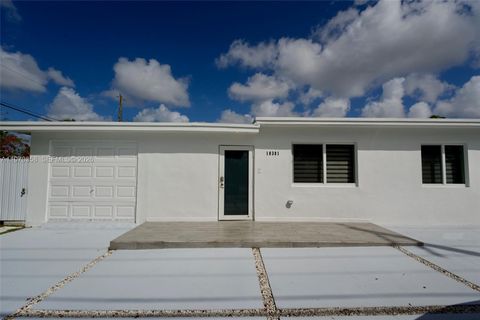 10381 SW 32nd St Miami FL 33165