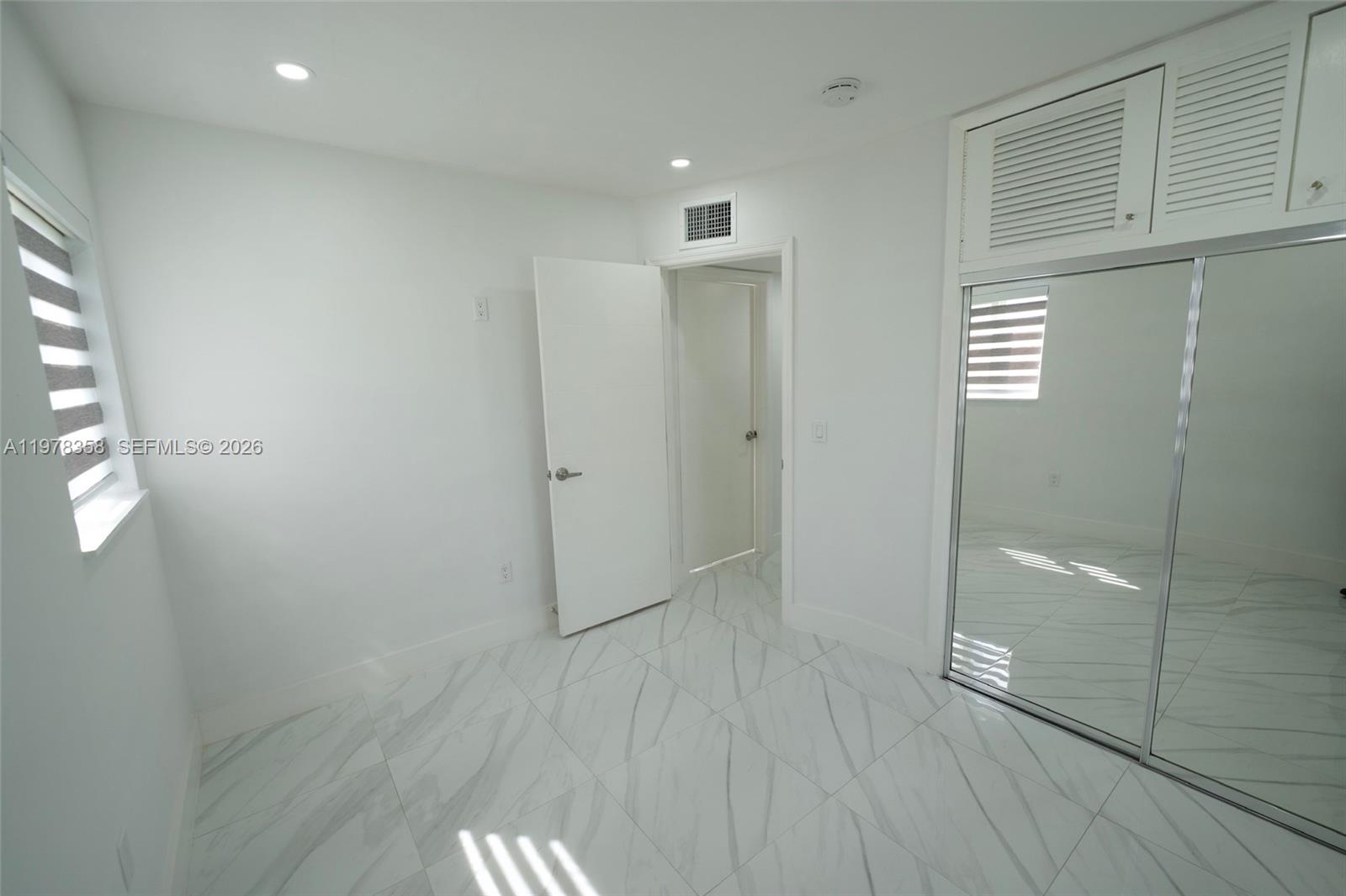 LEE MANOR 5TH ADDN - Residential