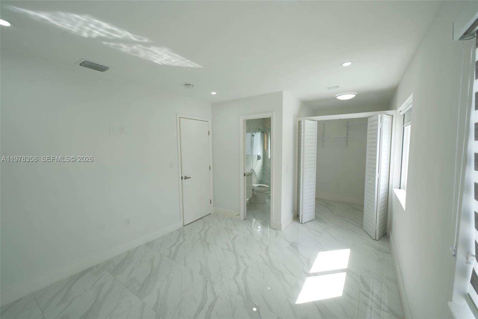 LEE MANOR 5TH ADDN - Residential