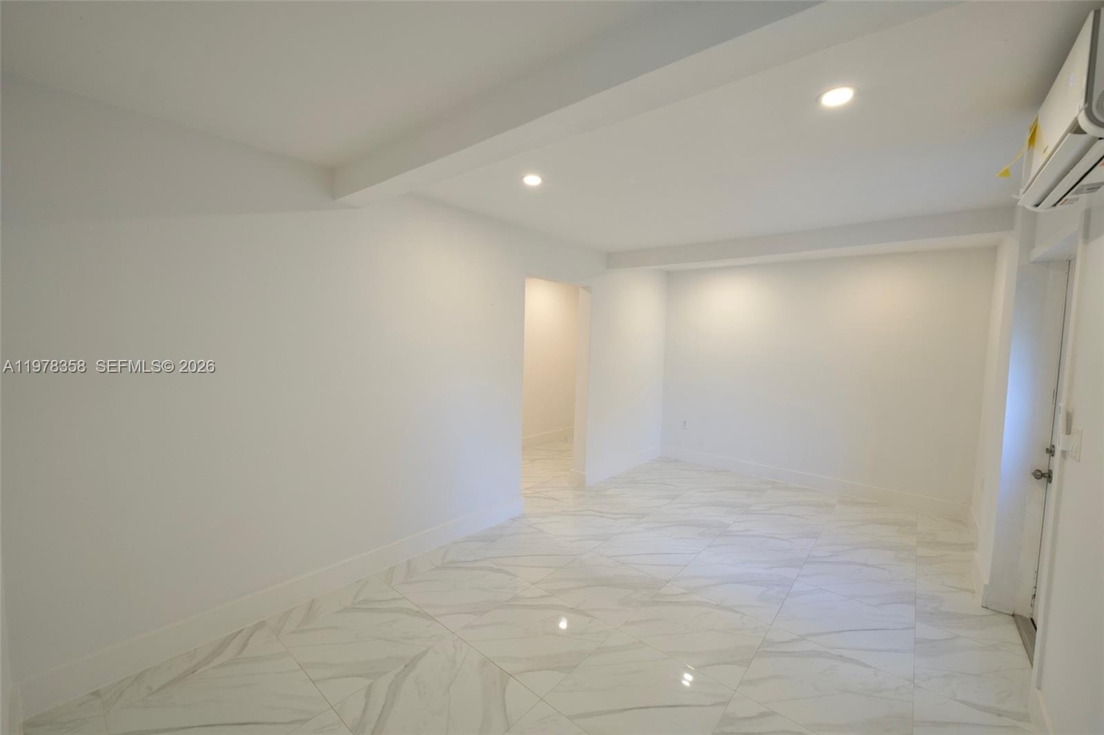 LEE MANOR 5TH ADDN - Residential