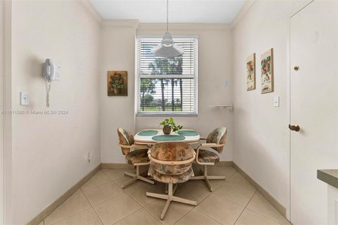 Condominium in Hollywood FL 4330 Hillcrest Dr Dr 13.jpg