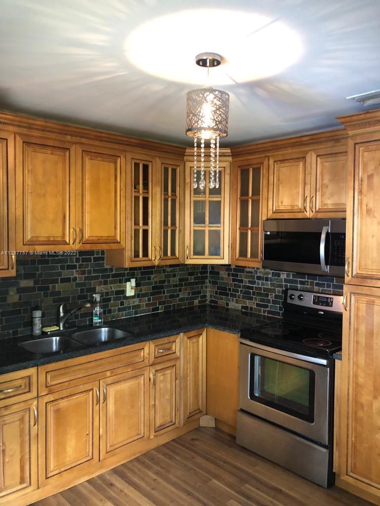 BUENA VISTA HEIGHTS EXTEN - Residential Lease