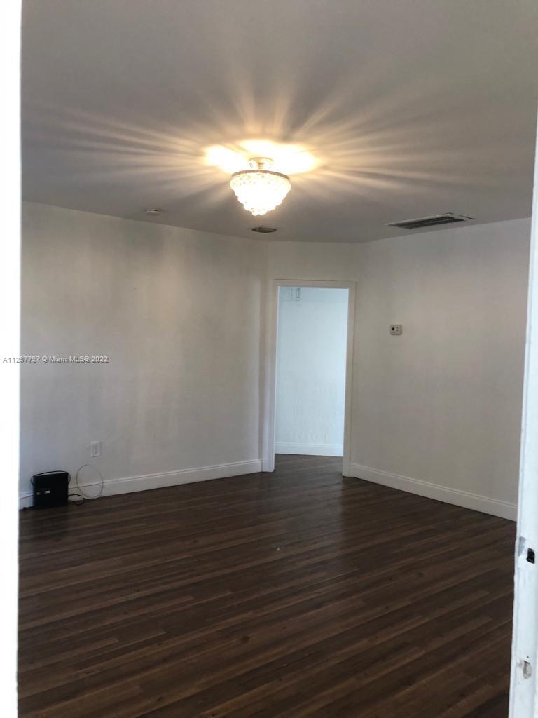 BUENA VISTA HEIGHTS EXTEN - Residential Lease