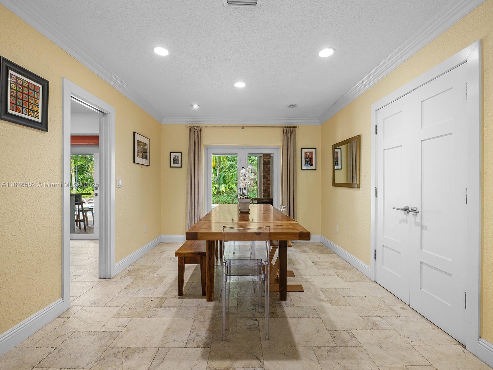 6005 SW 135th Ter