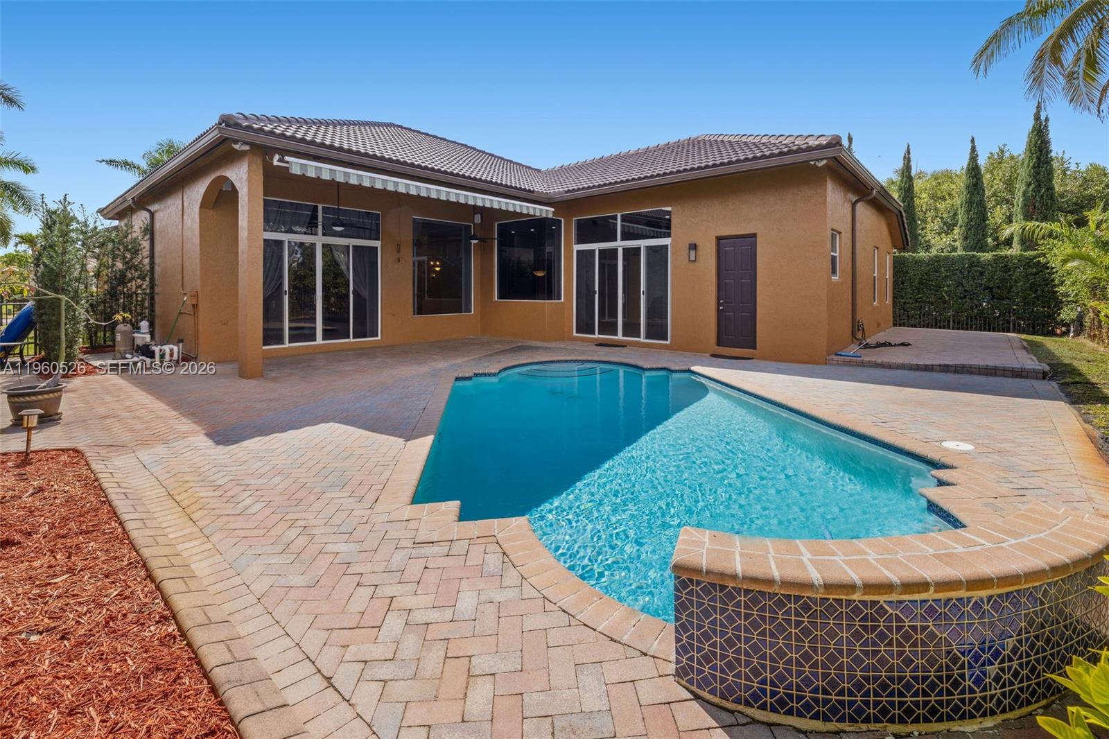 SUNSET LAKES PLAT ONE - Residential