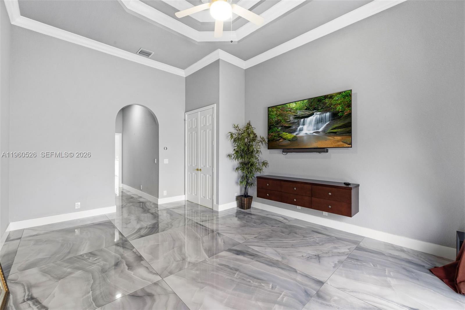 SUNSET LAKES PLAT ONE - Residential