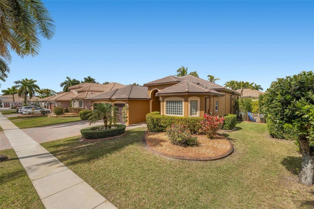 Photo of 18951 SW 32nd Ct, Miramar, FL 33029 (MLS # A11960526)