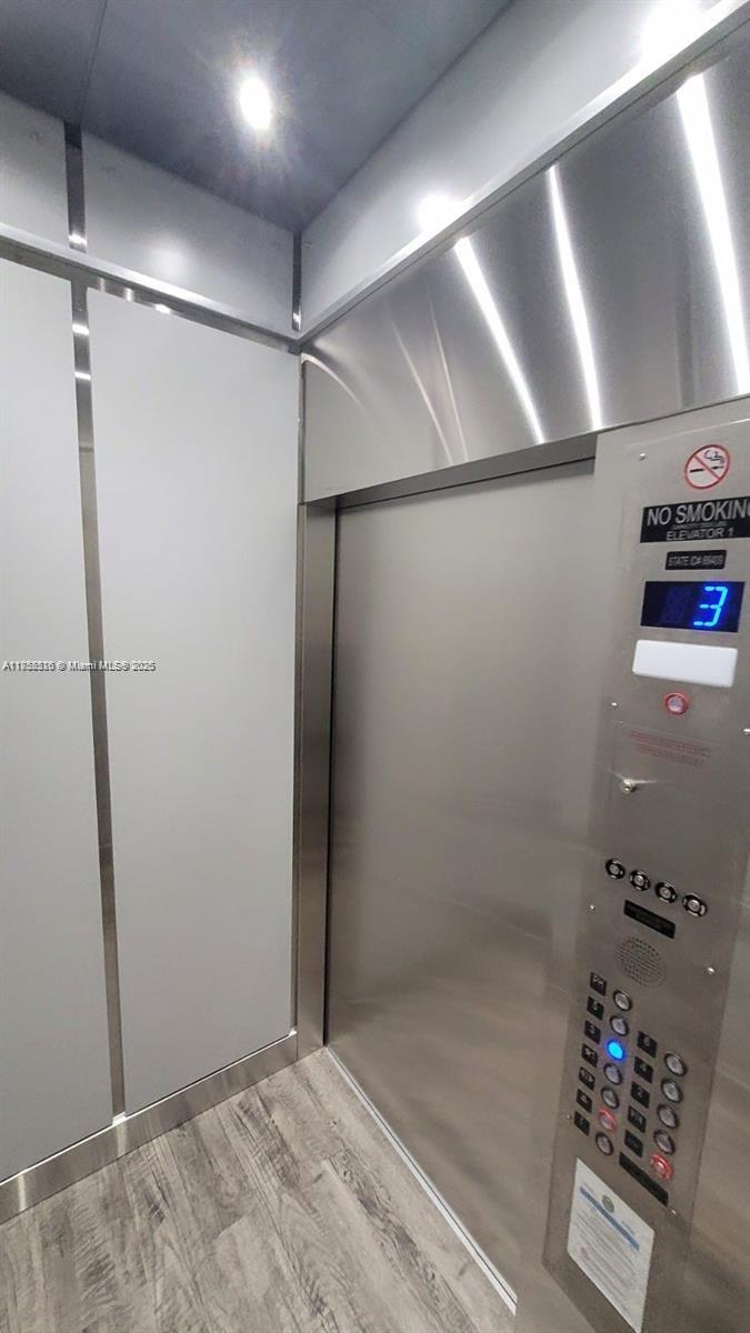 GREYNOLDS PARK CLUB CONDO - Residential