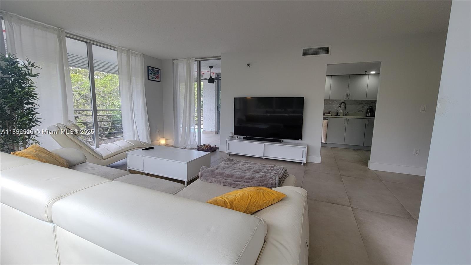 GREYNOLDS PARK CLUB CONDO - Residential