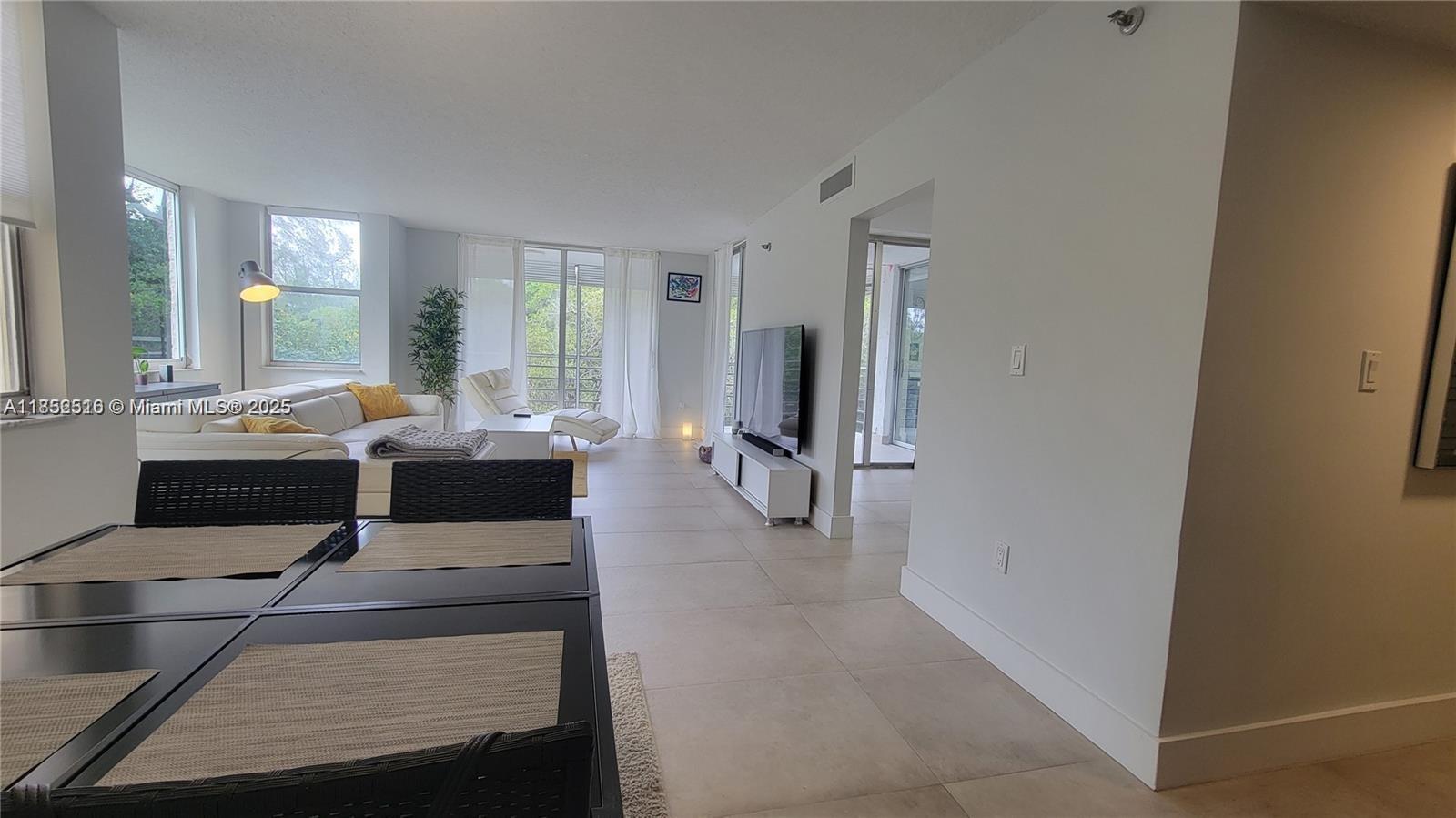 GREYNOLDS PARK CLUB CONDO - Residential