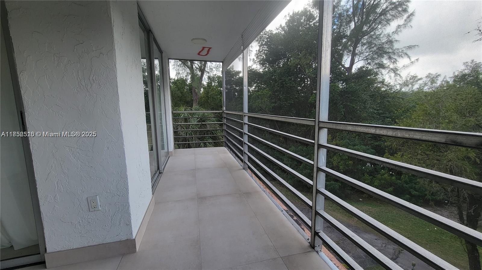 GREYNOLDS PARK CLUB CONDO - Residential