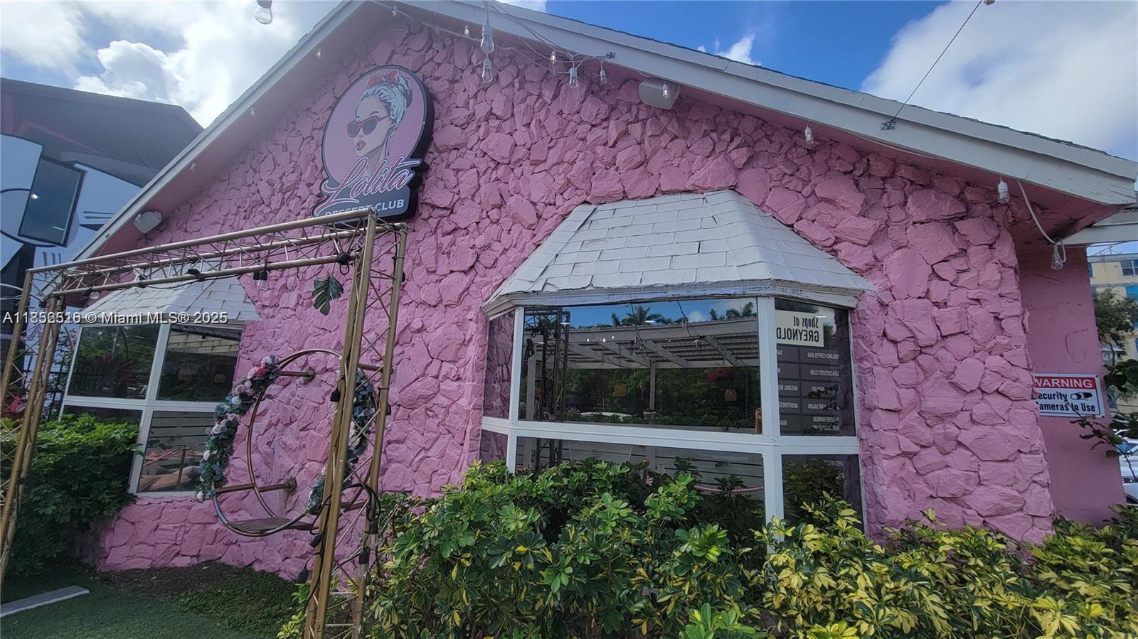 17890 W Dixie Hwy 307 Hwy 307