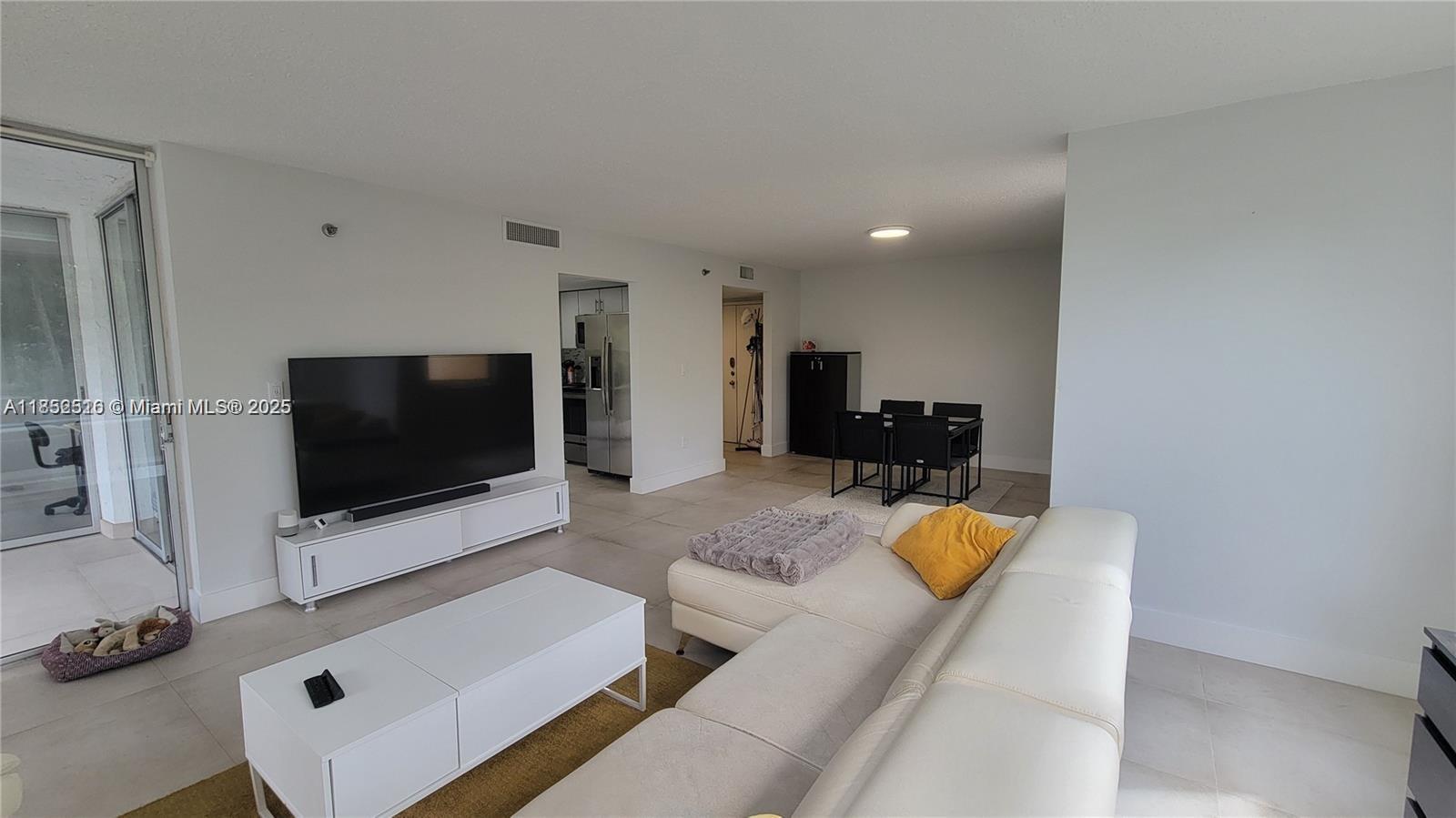 GREYNOLDS PARK CLUB CONDO - Residential