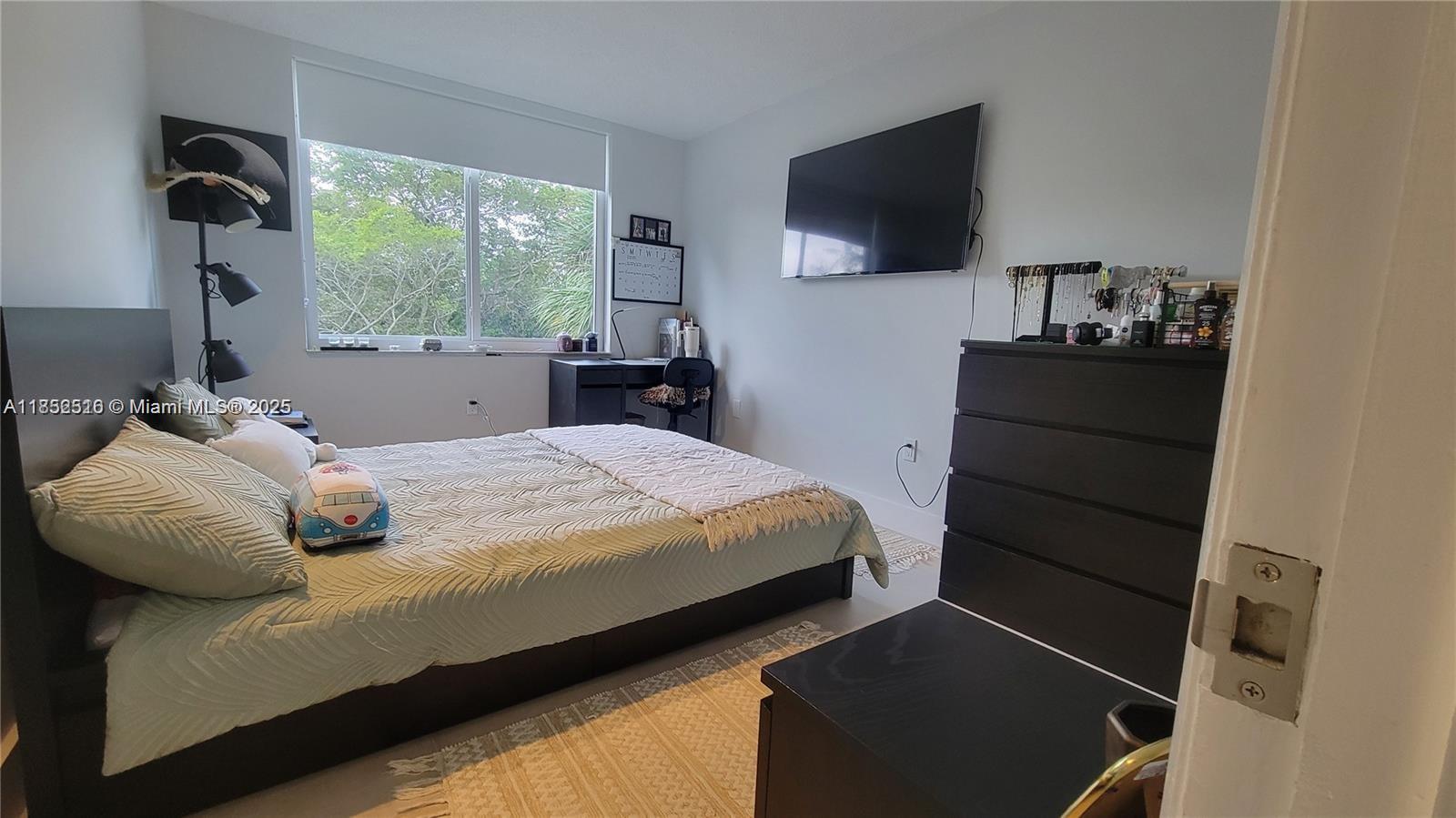 GREYNOLDS PARK CLUB CONDO - Residential