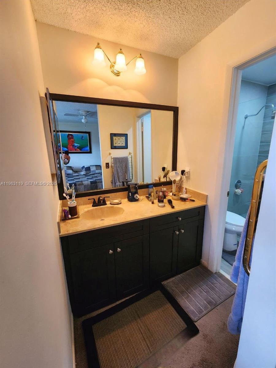 SHADYWOOD VILLAS - Residential