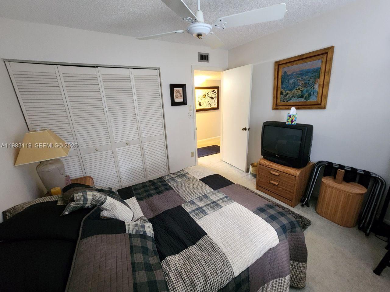 SHADYWOOD VILLAS - Residential