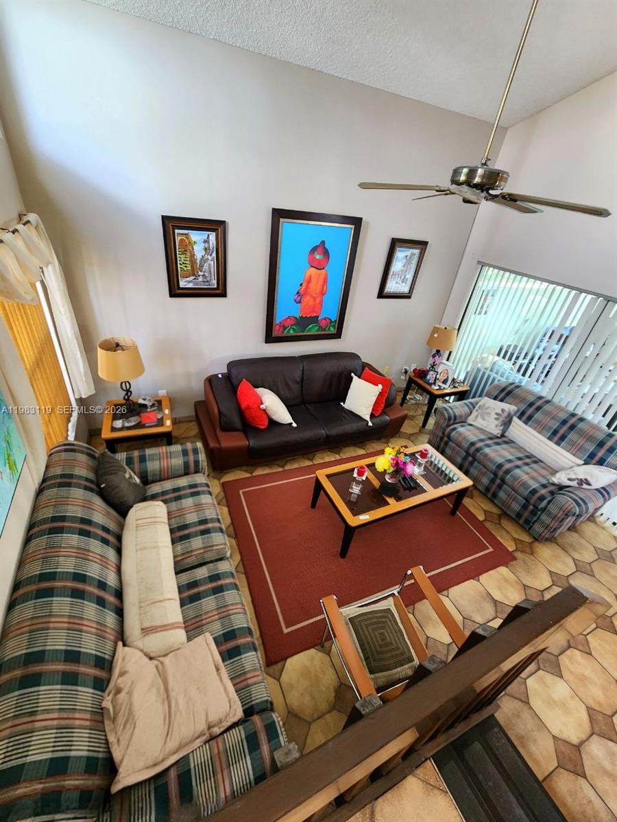 SHADYWOOD VILLAS - Residential