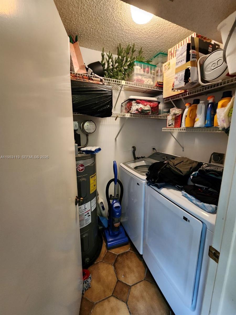 SHADYWOOD VILLAS - Residential