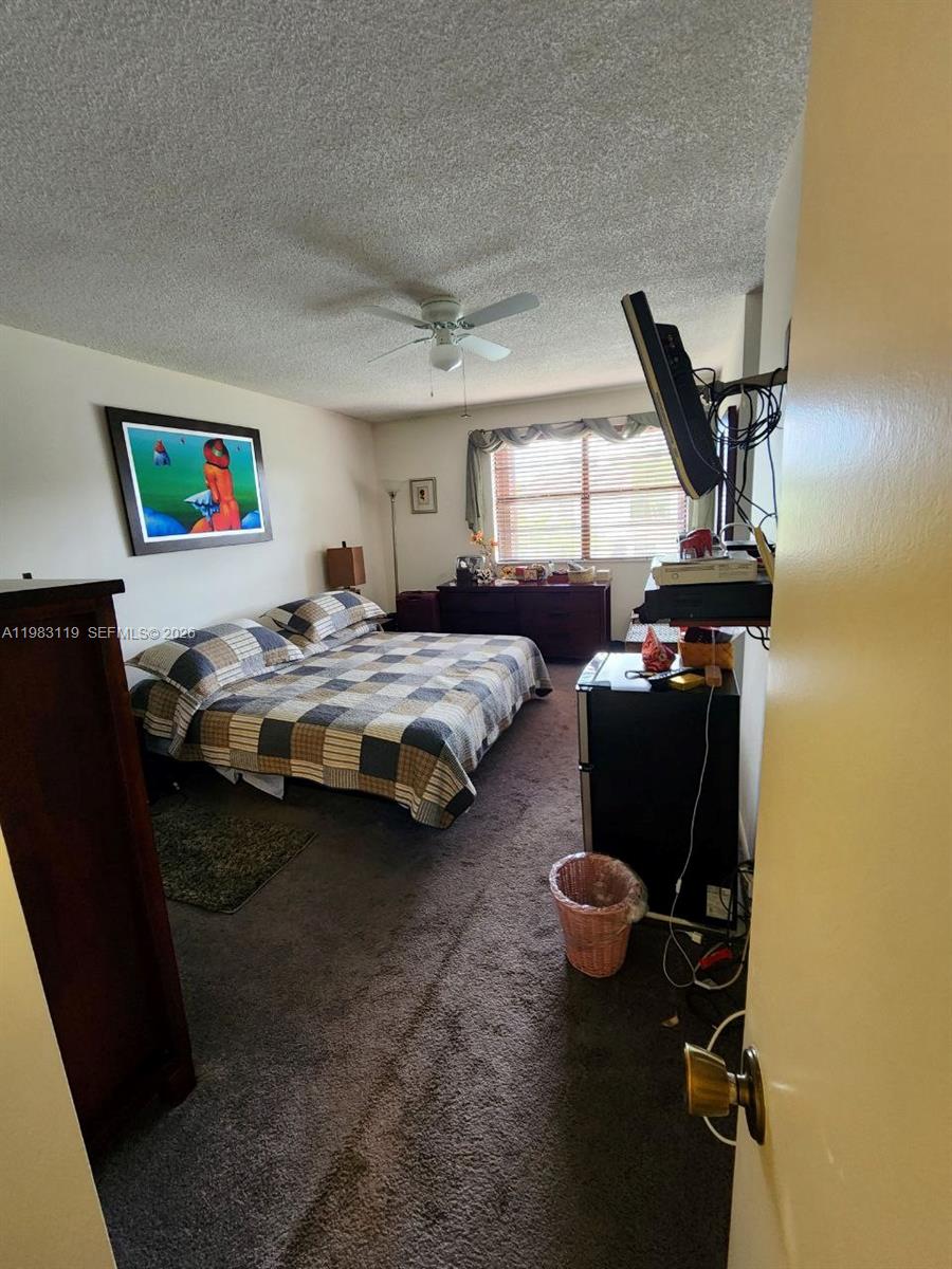 SHADYWOOD VILLAS - Residential