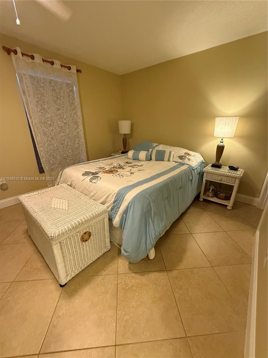 WATERSIDE VILLAGE OF PALM - Residential